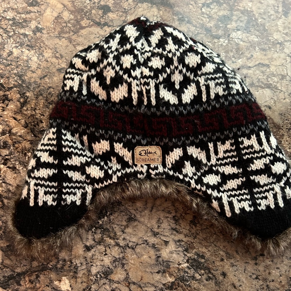 SCREAMER fur lined toboggan